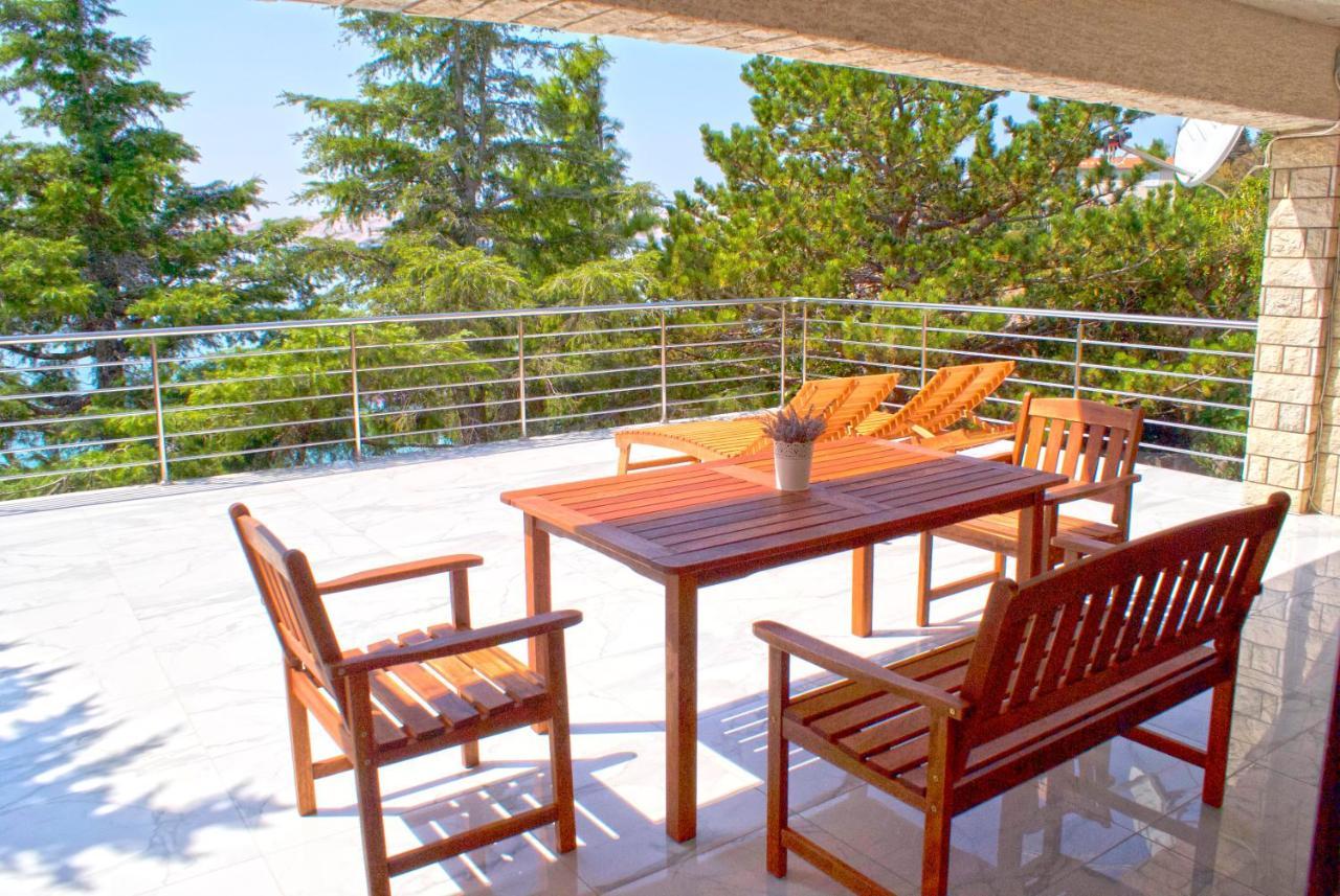 Apartmani Ribarica**** Karlobag Exteriér fotografie