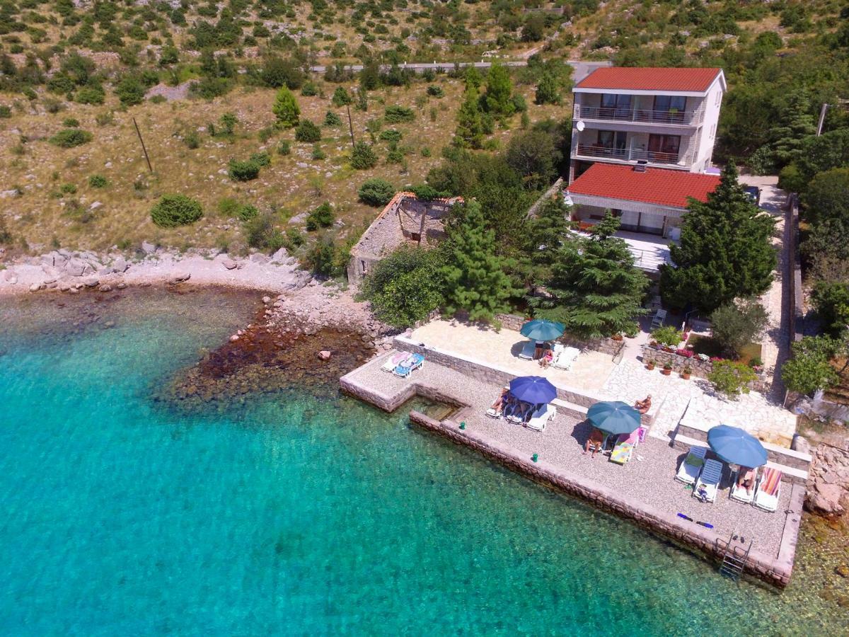 Apartmani Ribarica**** Karlobag Exteriér fotografie